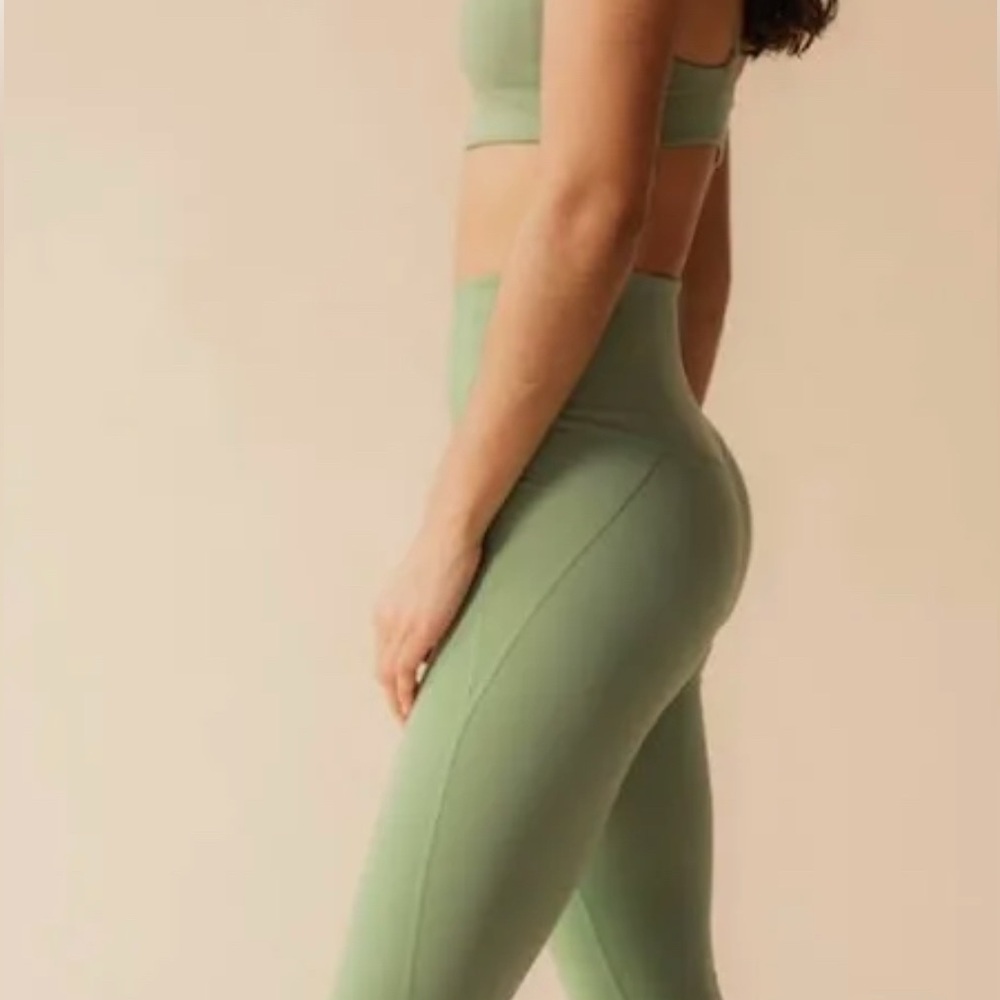 NWT Girlfriend Collective Olive Green Leggings